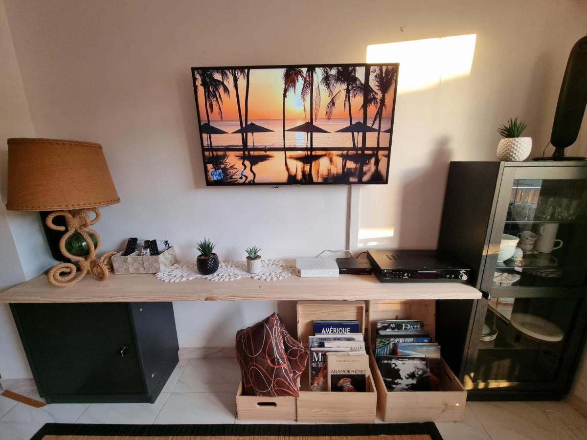 Lovely One Bedroom With Balcony Roses Esterno foto