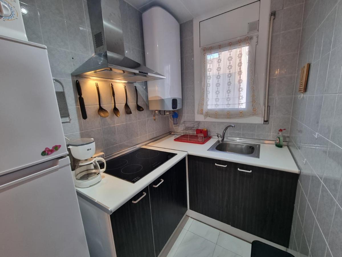 Lovely One Bedroom With Balcony Roses Esterno foto