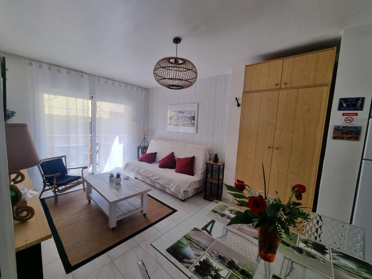 Lovely One Bedroom With Balcony Roses Esterno foto