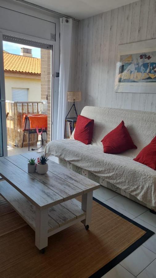 Lovely One Bedroom With Balcony Roses Esterno foto